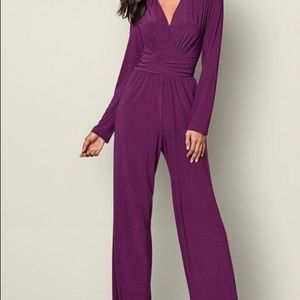VENUS ~ NEW 💜 Plum/Purple Side Pocket Long Sleeve Jumpsuit. Never Worn 💜 Large